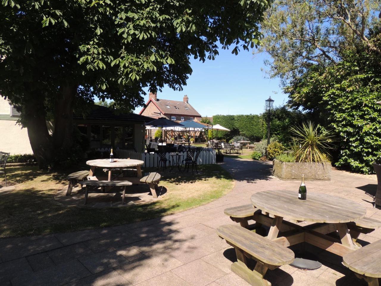 The Angel At Topcliffe Esterno foto